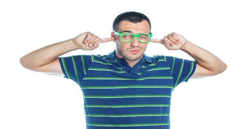 5 WOMEN HABITS THAT ANNOY MEN.